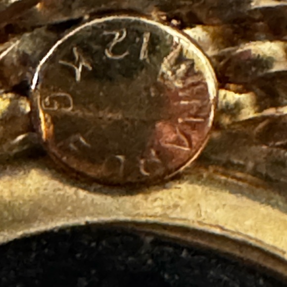 WINARD ART DECO 12K G.F. OVAL BLACK ONYX TWISTED ROPE BORDER BROOCH PIN - Picture 4 of 6